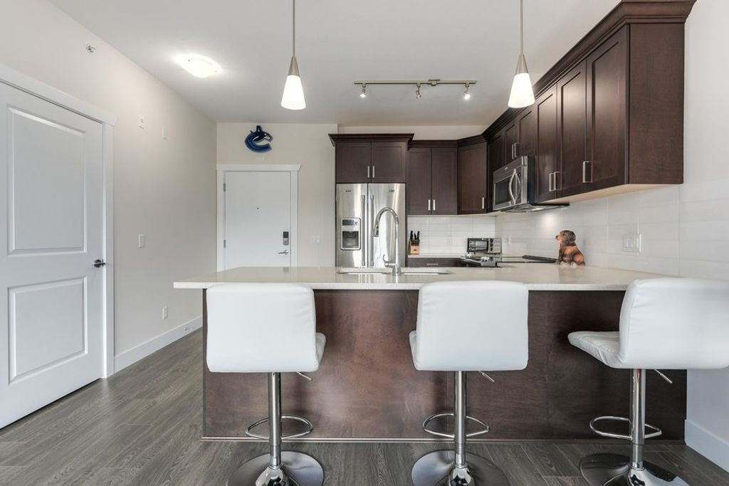 listing image 1100404919866777863