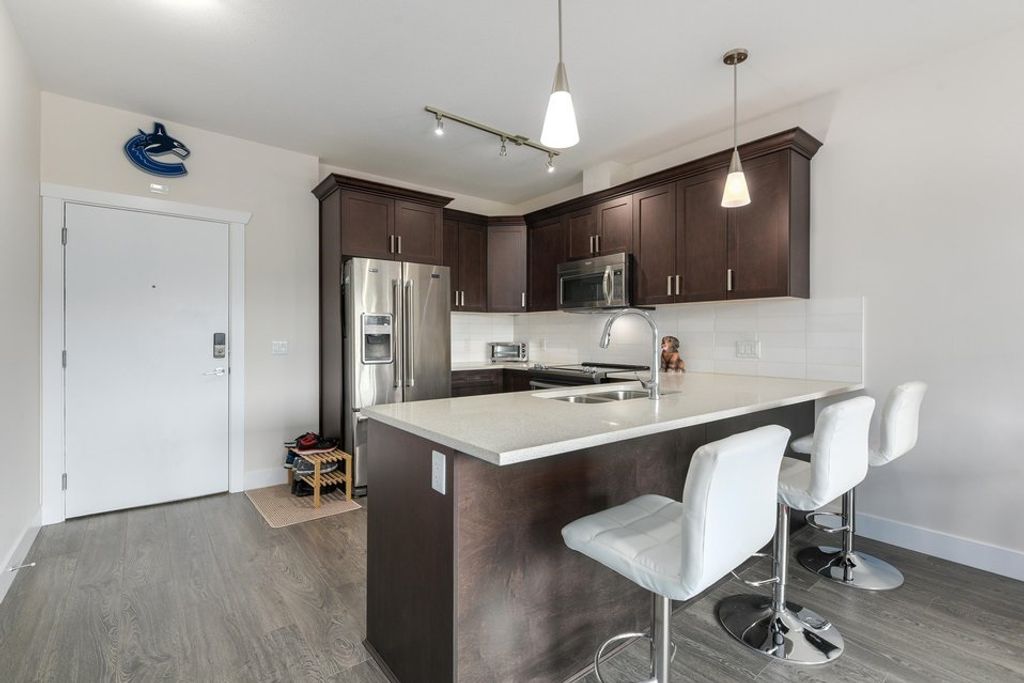 listing image 1107372365790469557