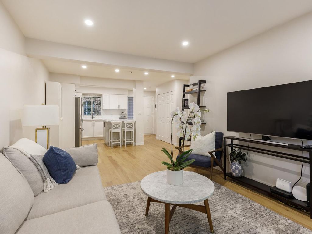 listing image 1105784630935653098