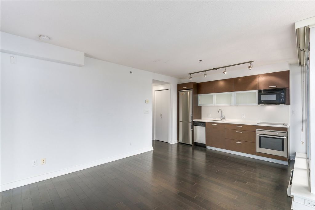 listing image 1100295857268949271