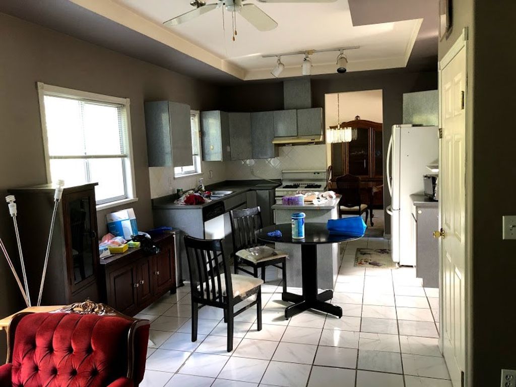 listing image 1101311262527765864