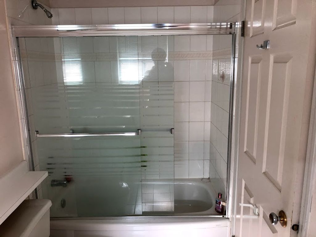 listing image 1106824334313891441