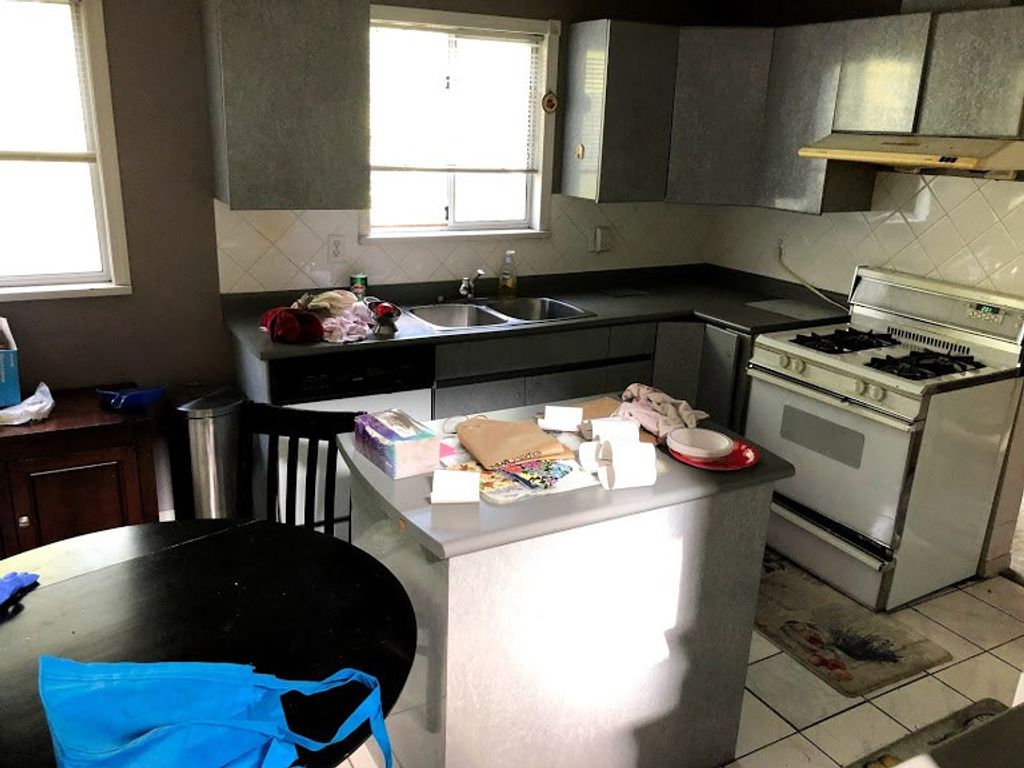 listing image 1100359040008699060