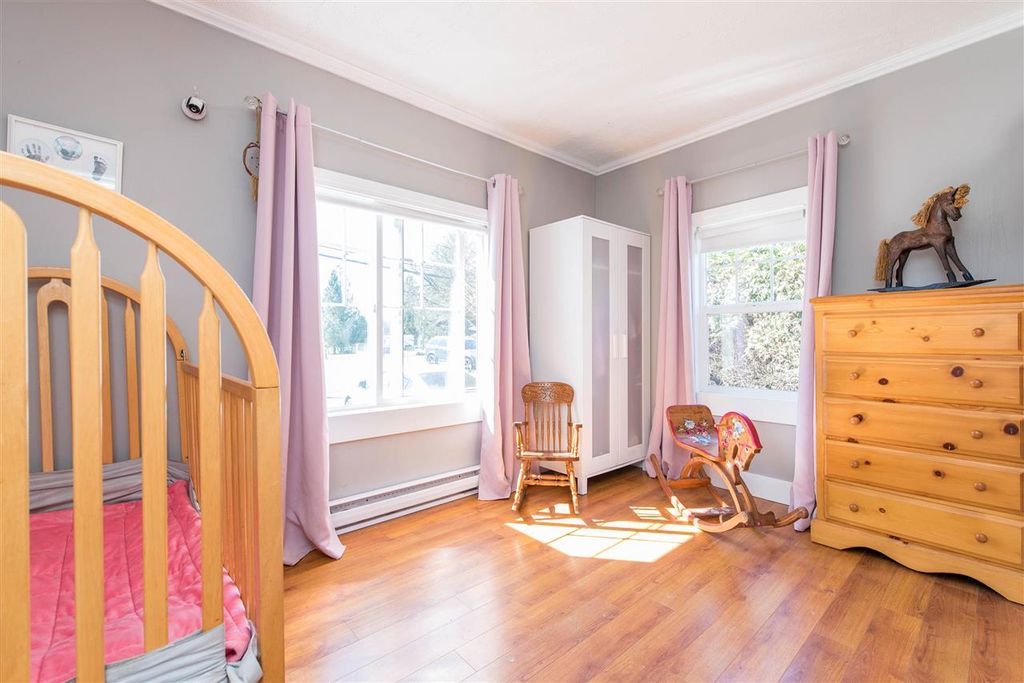 listing image 1105676974161863751