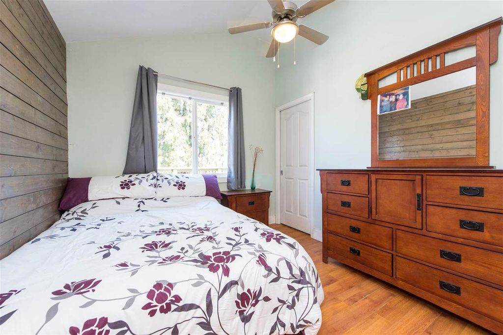 listing image 1109316509783904962