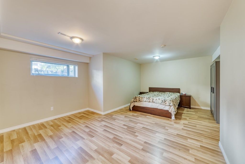 listing image 1103295070012352302