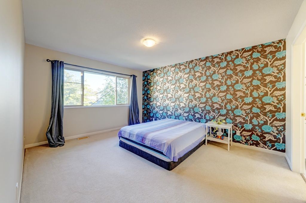 listing image 1107702236422932780