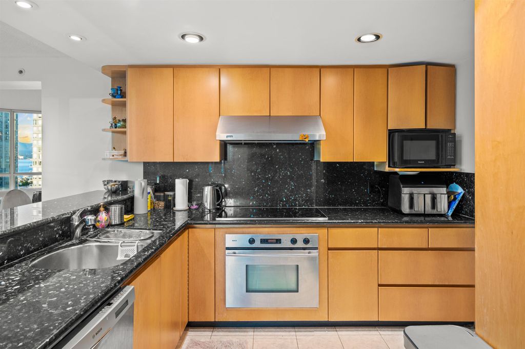listing image 1103201985334275950