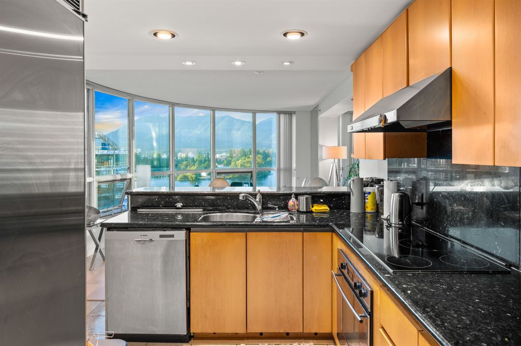 listing image 1104346040159303009