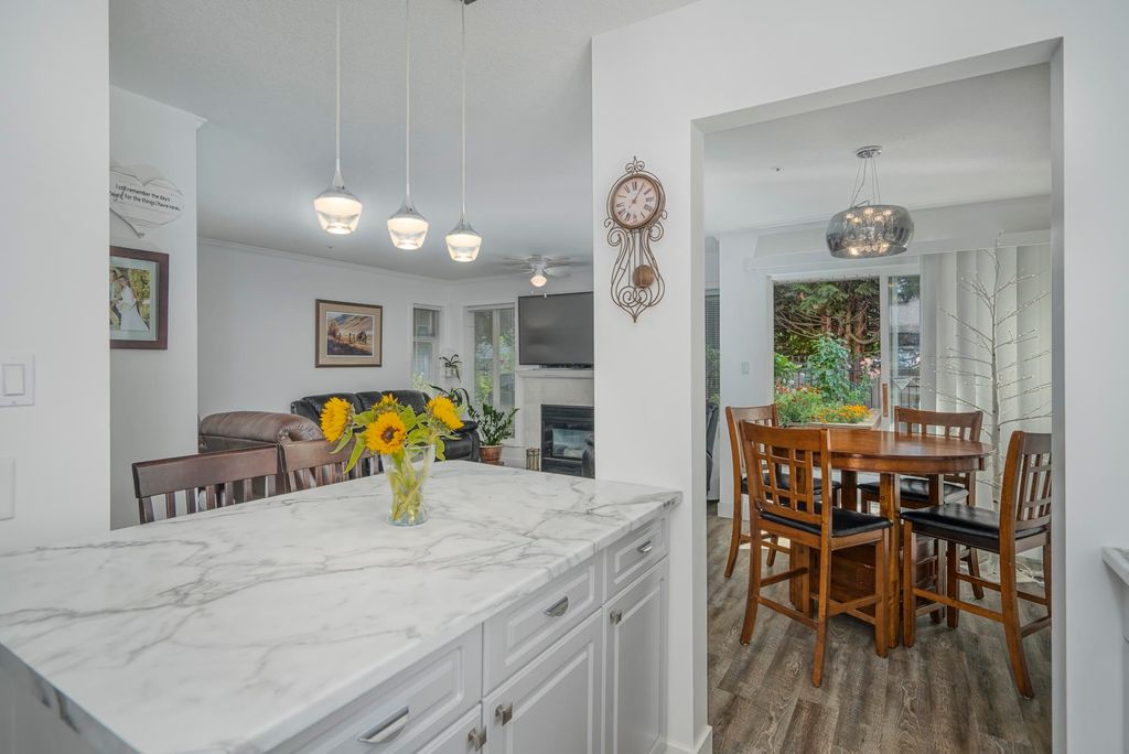 listing image 1108190920648174564