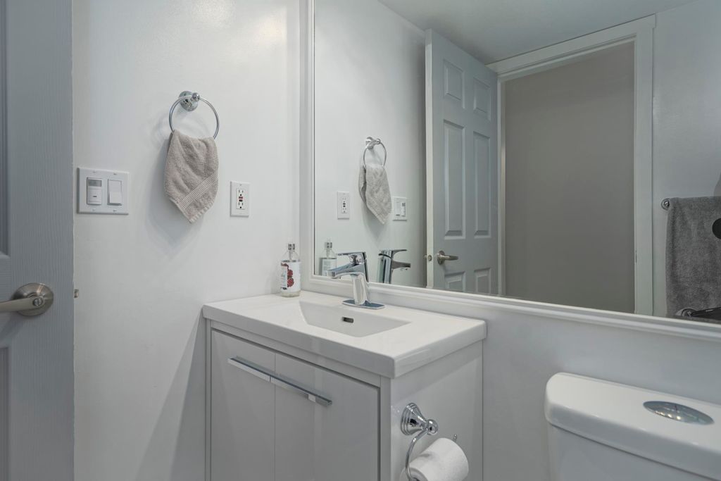 listing image 1101774468472938787