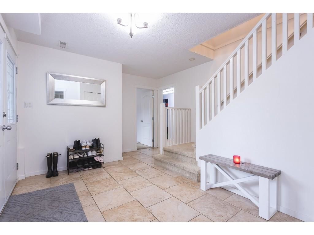 listing image 1109989063764018032