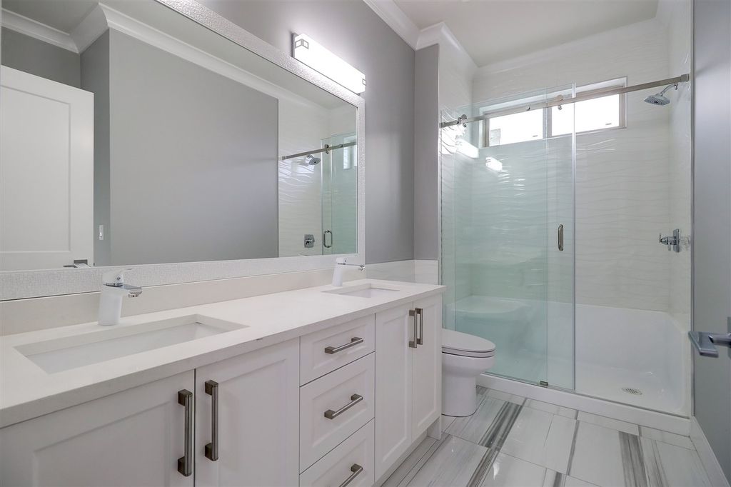 listing image 1106133366197250565