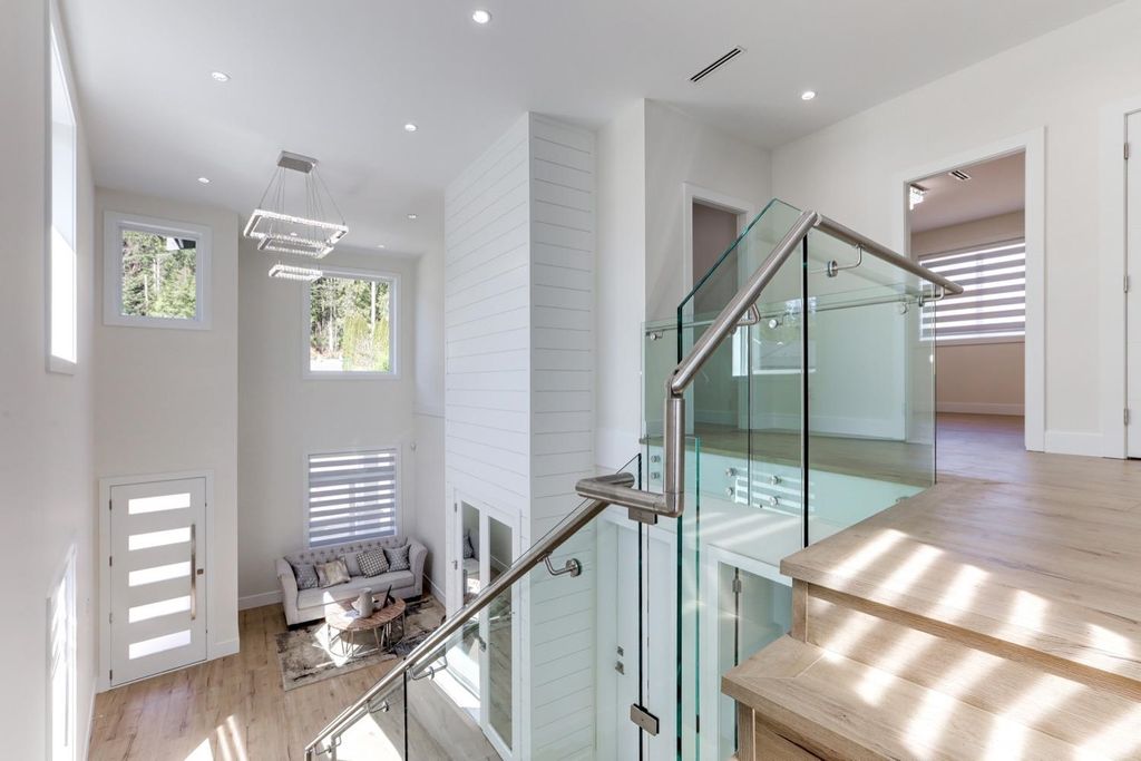 listing image 1102074132125464291