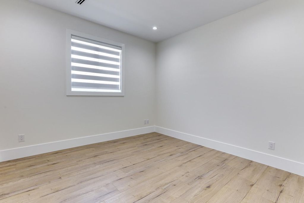 listing image 1103842009114538902