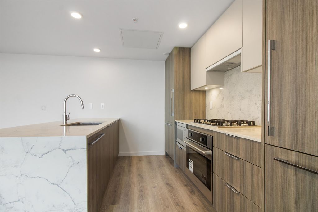 listing image 1105594188451724554