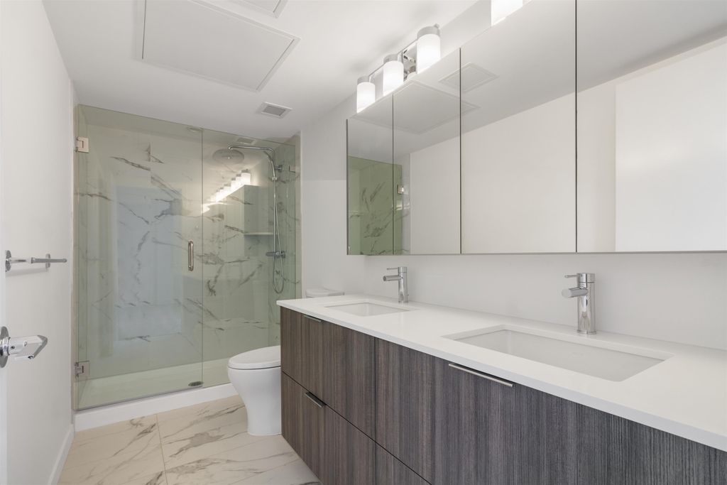 listing image 1103123049707318426