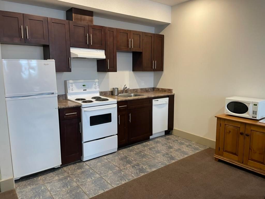 listing image 1106889014563851214