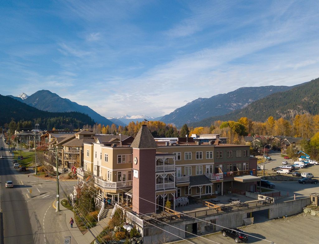 listing image 1109904071580668674