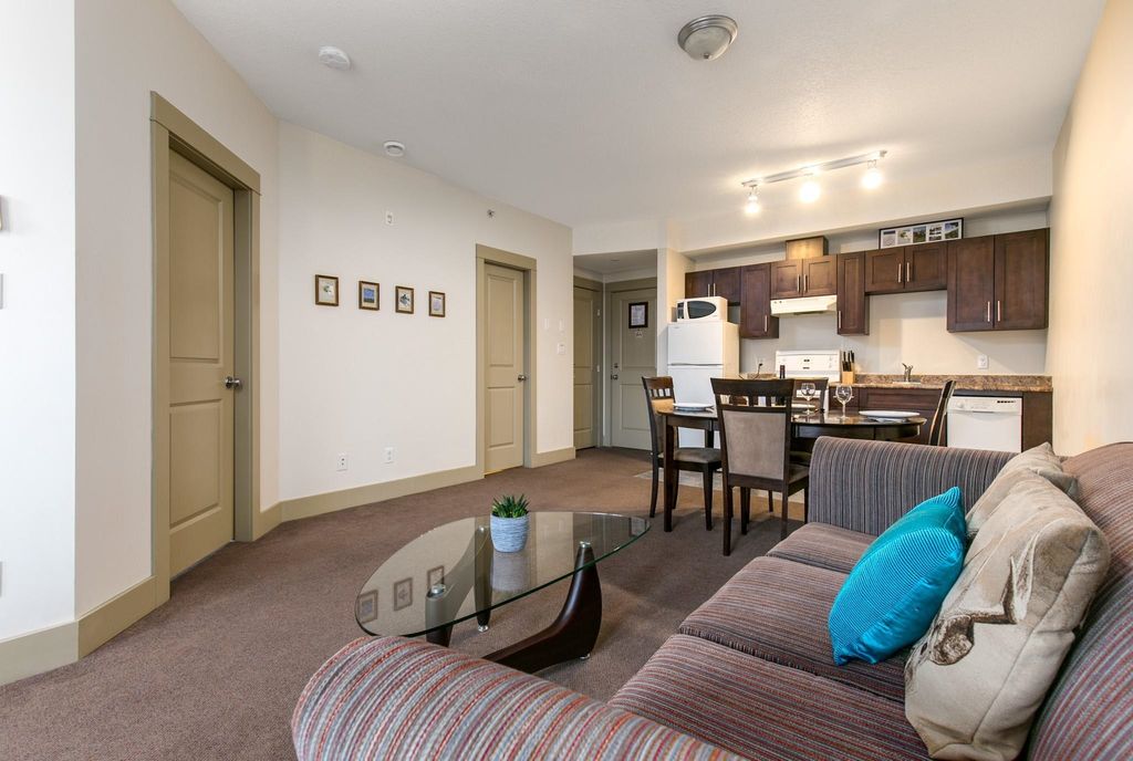 listing image 1108340401345636199
