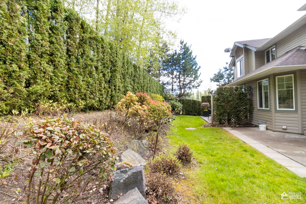 listing image 1101763665680452685