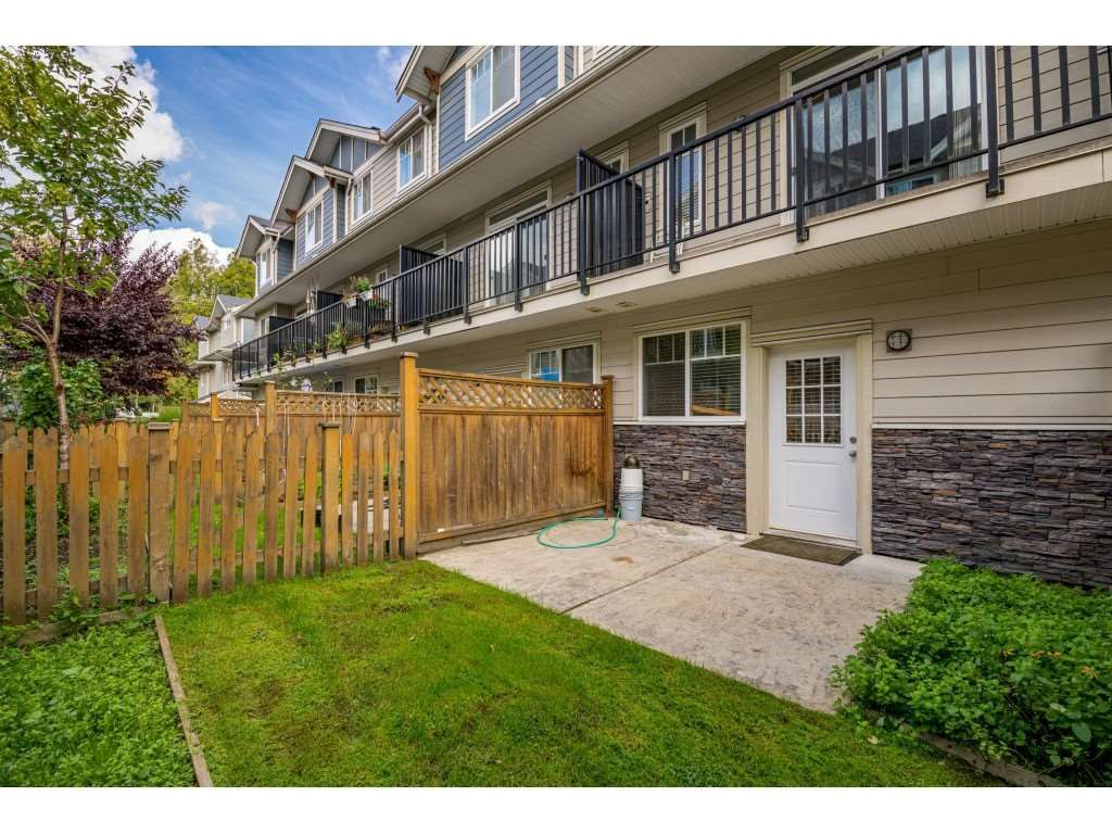listing image 1100644679801875777