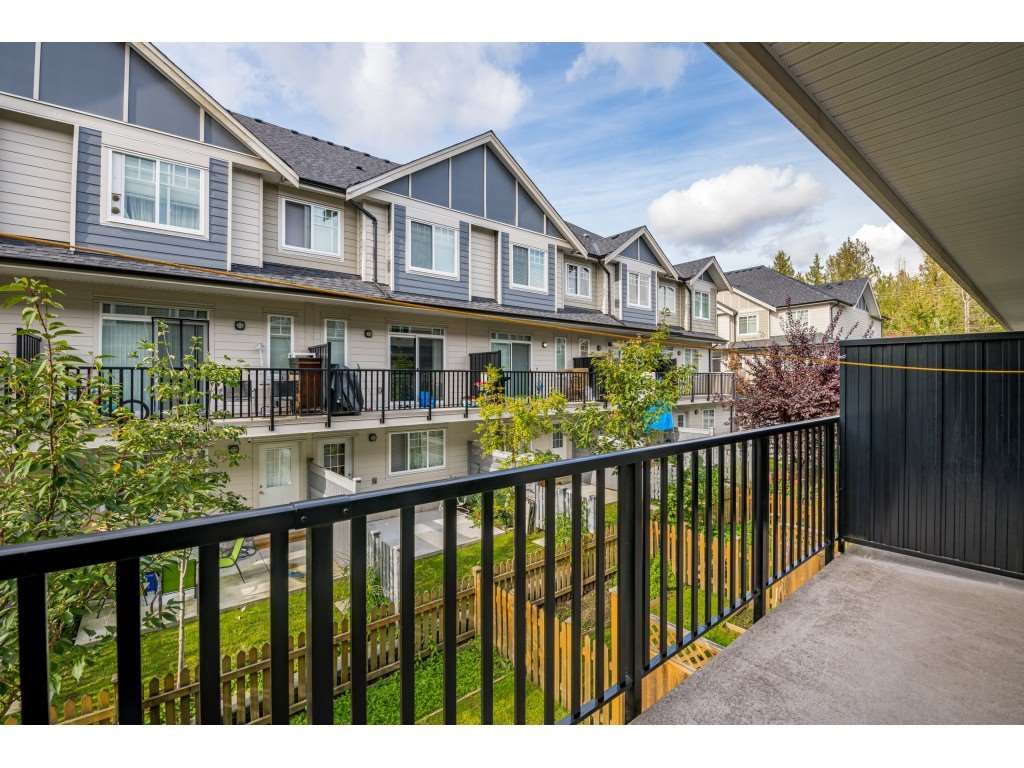 listing image 1102451883384889390