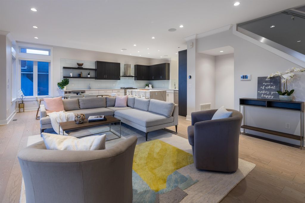 listing image 1101199789123490088