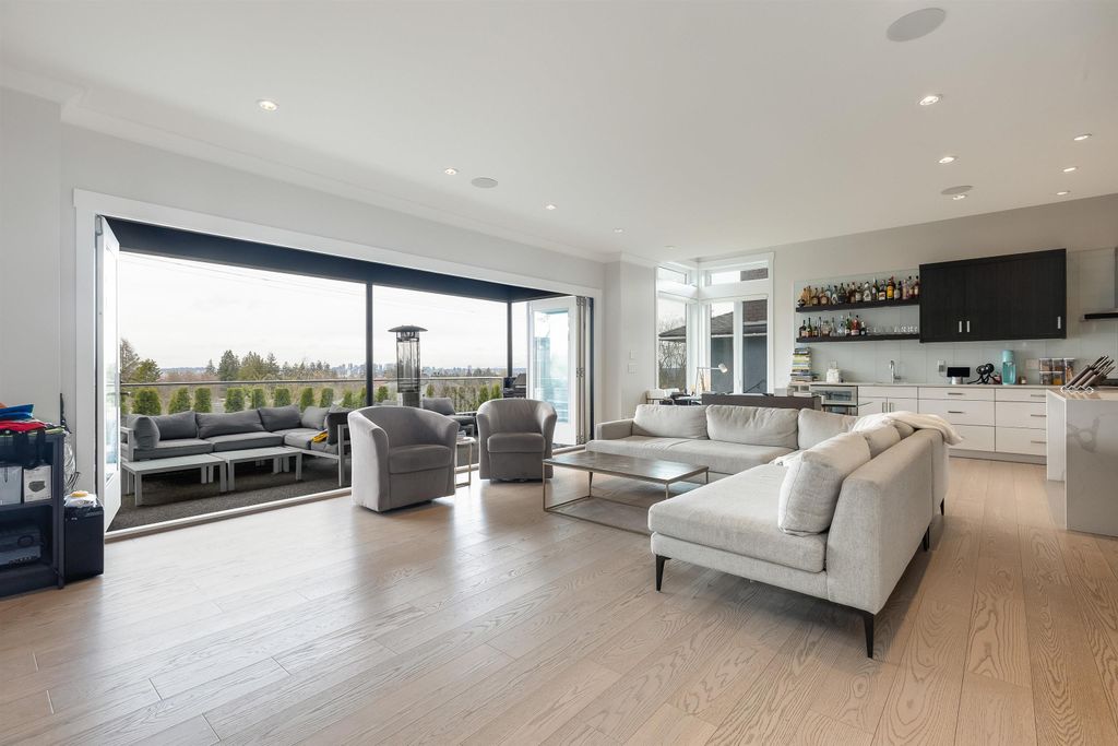 listing image 1101855919641665915