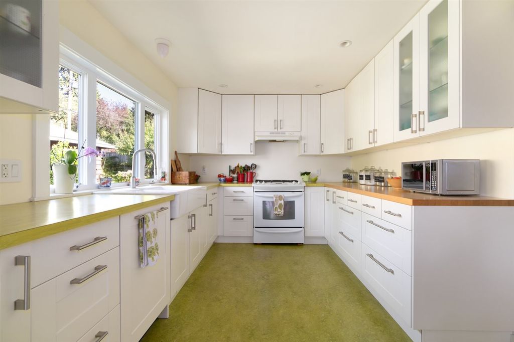 listing image 1103110747914442163