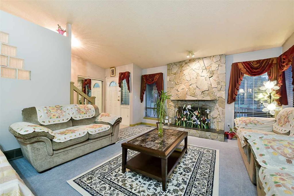 listing image 1109074851446870538