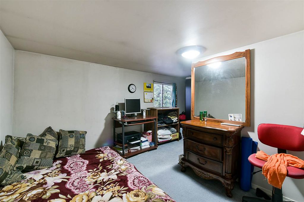 listing image 1100736065995708813