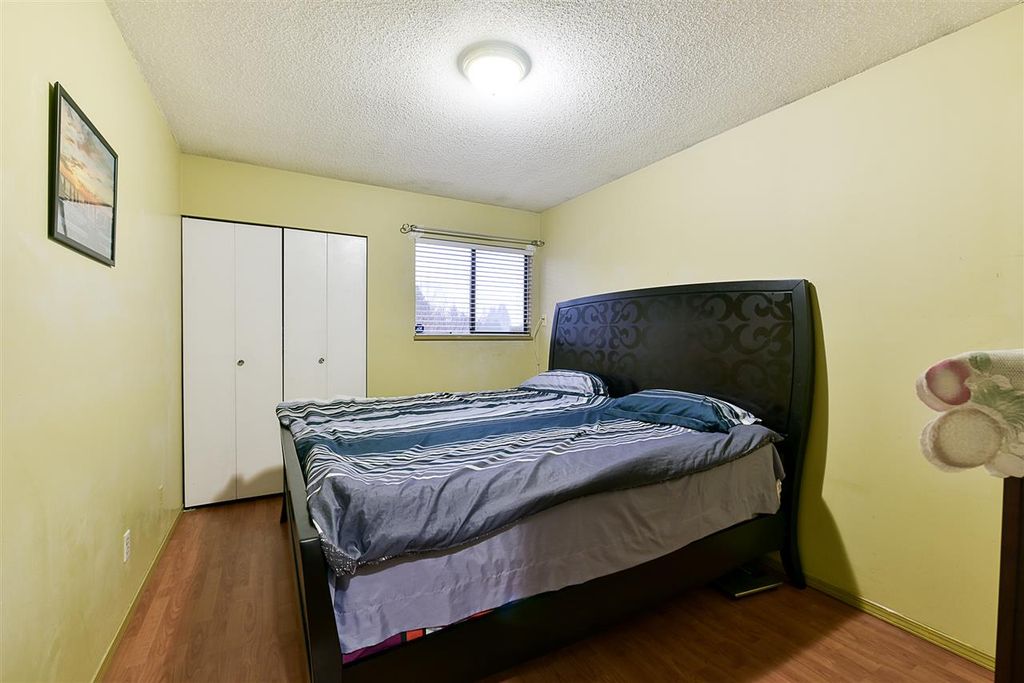 listing image 1104946680670352212