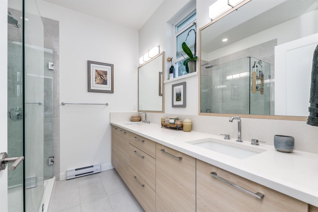 listing image 1101811813732027678