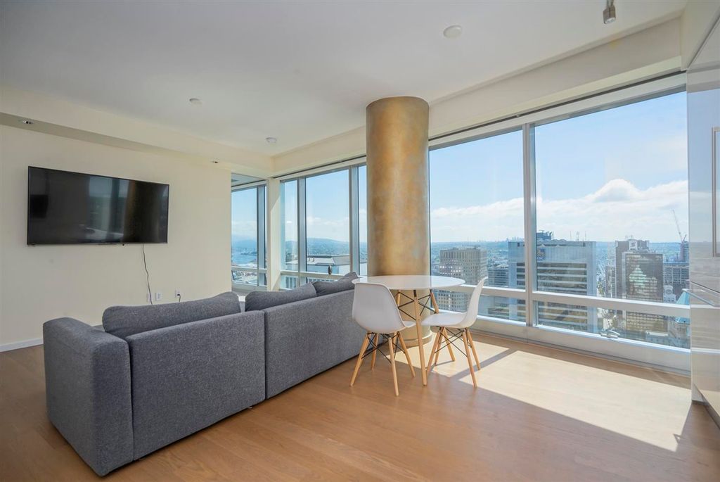 listing image 1102675018423509751