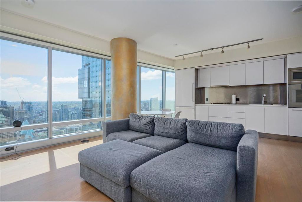 listing image 1102167854227987855