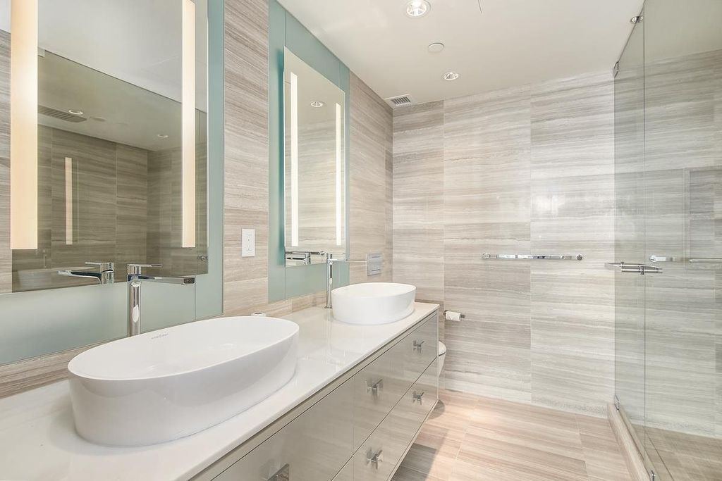 listing image 1107801013487160416