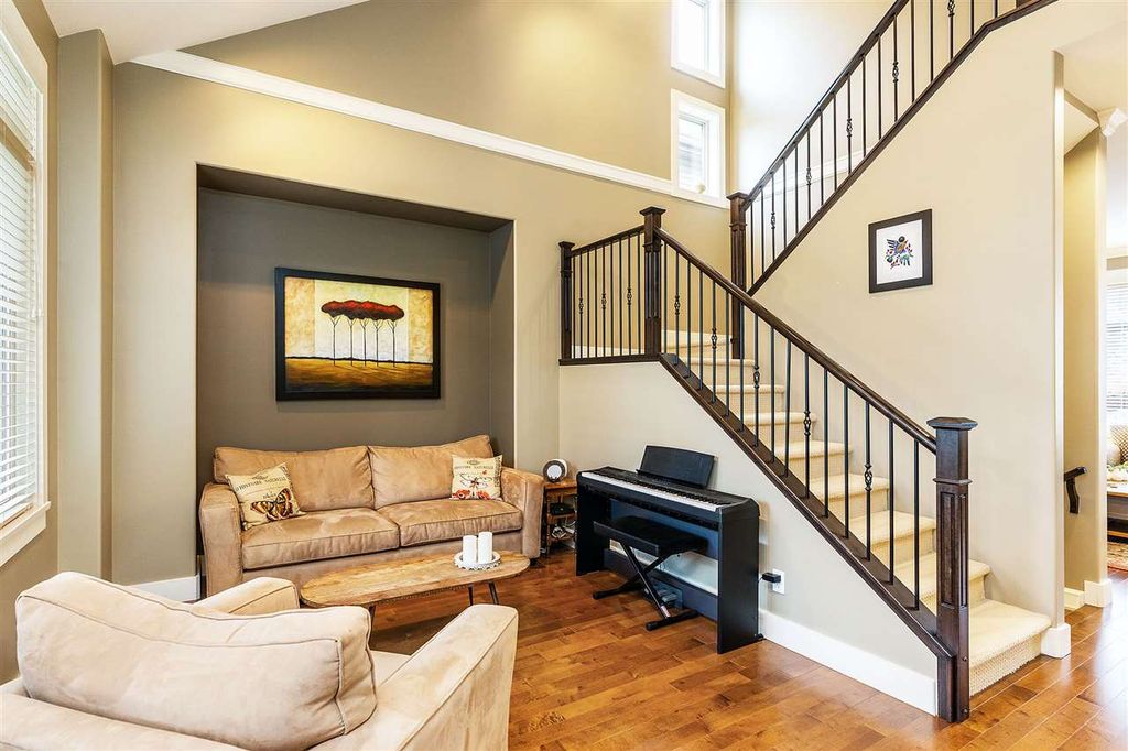 listing image 1105323448728159006