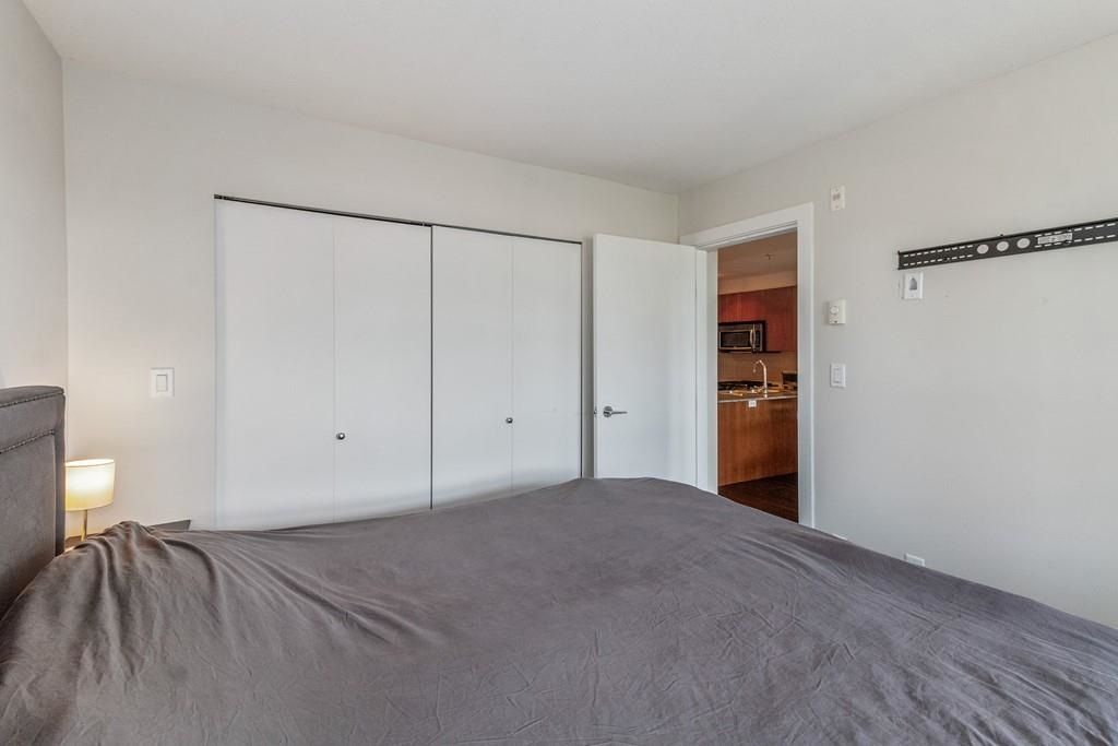 listing image 1108481750136006774