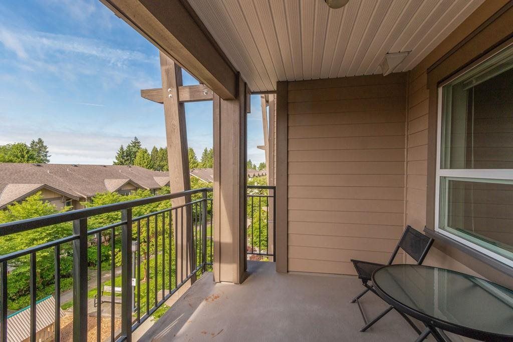 listing image 1104418843638806727