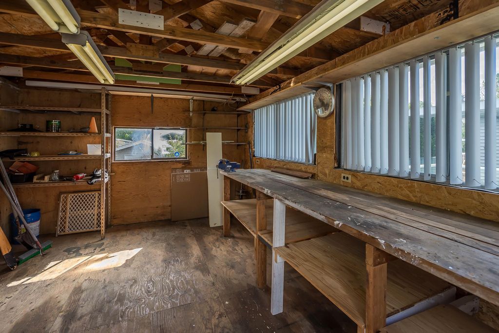 listing image 1103416056872790093