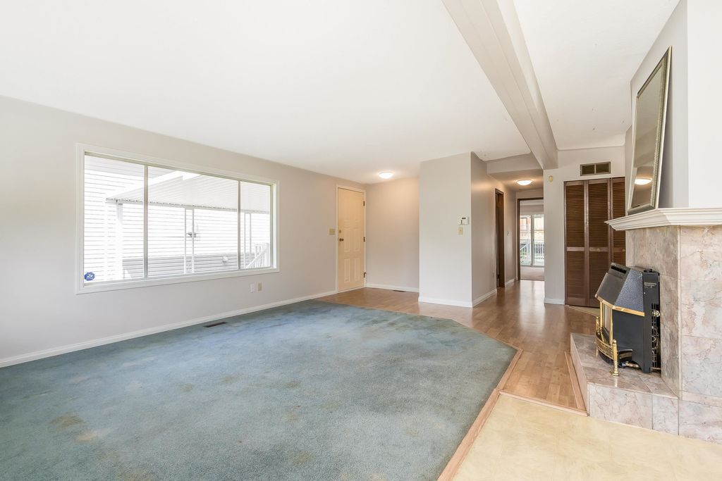 listing image 1104970590846208016