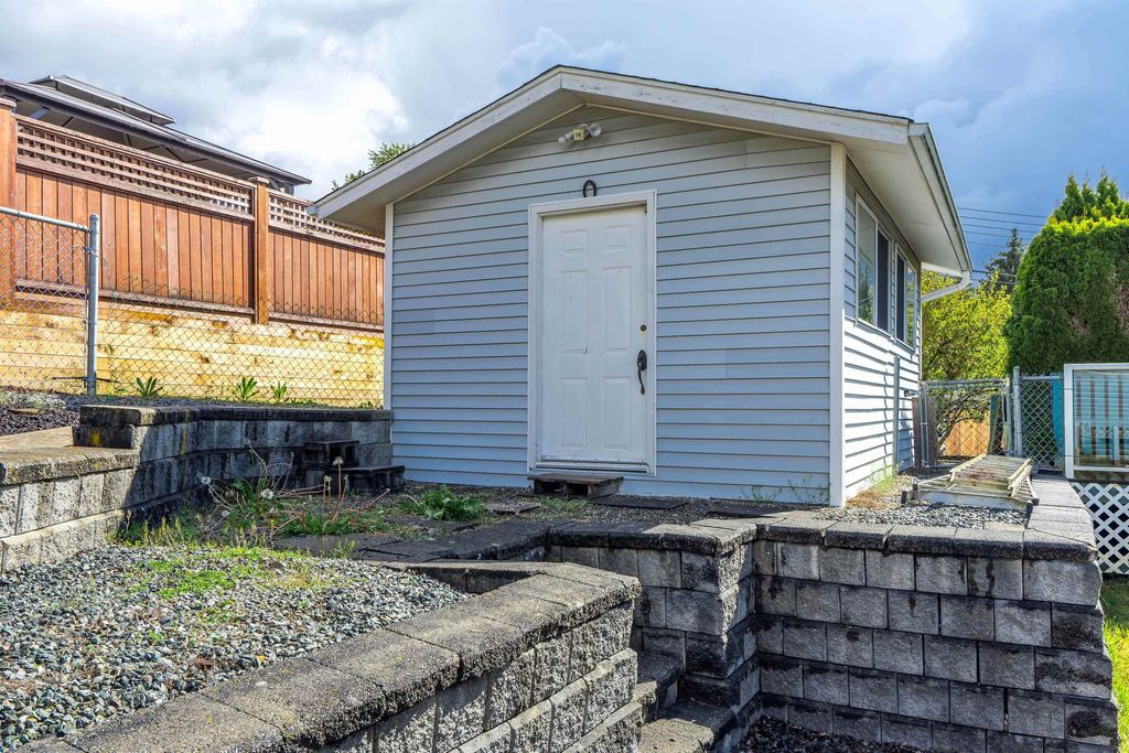 listing image 1106230692522488073