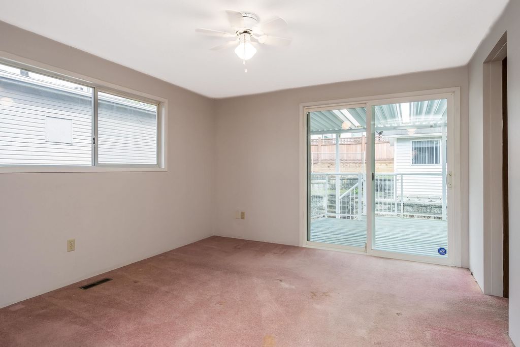 listing image 1105045595909148162