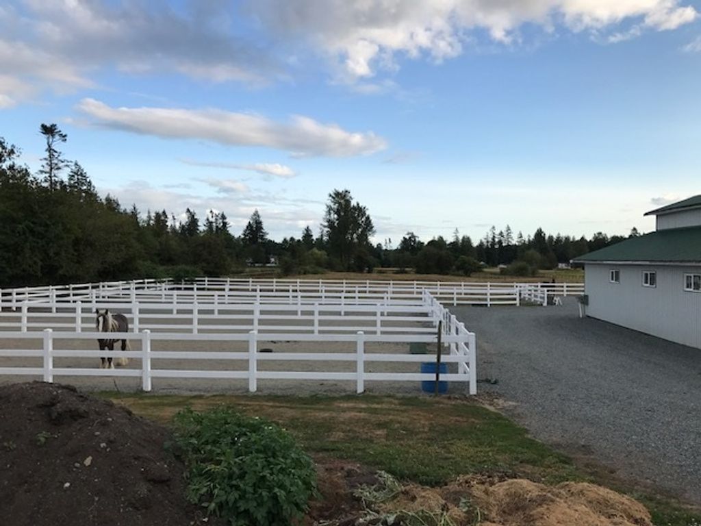listing image 1102693949475271739
