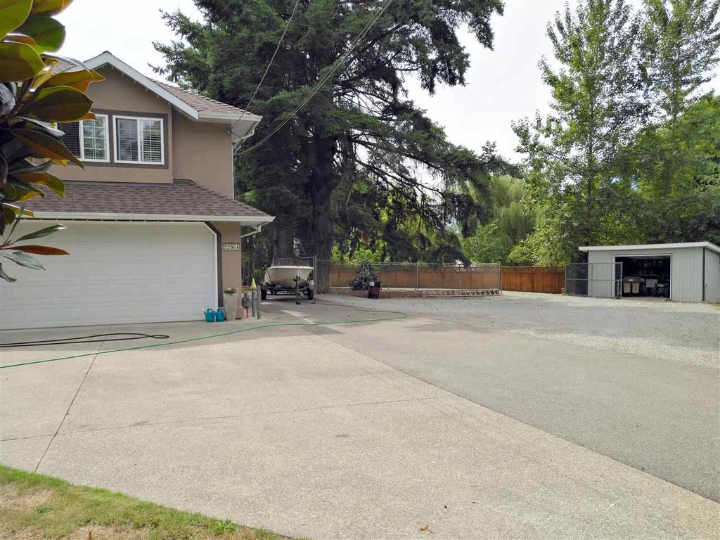 listing image 1100080552417245138