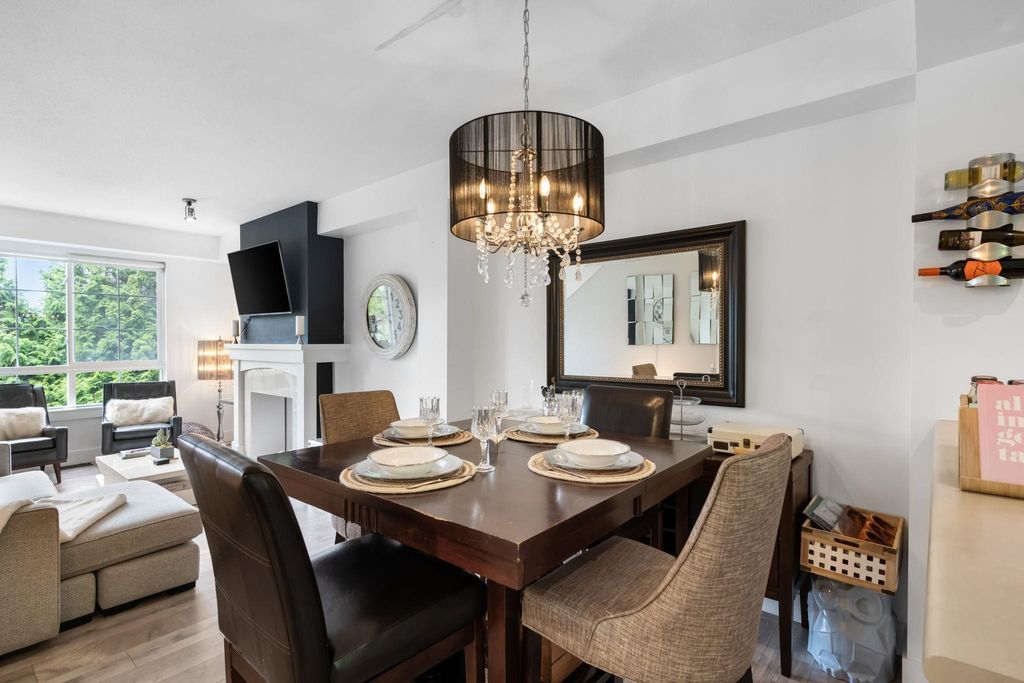 listing image 1103388284701537138