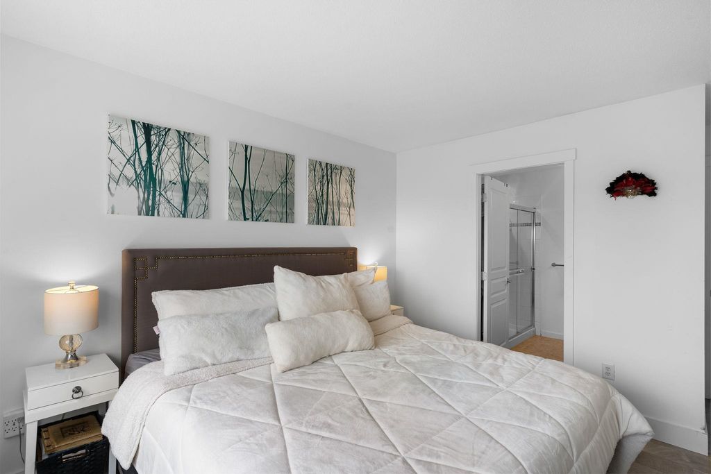 listing image 1106734656552434700