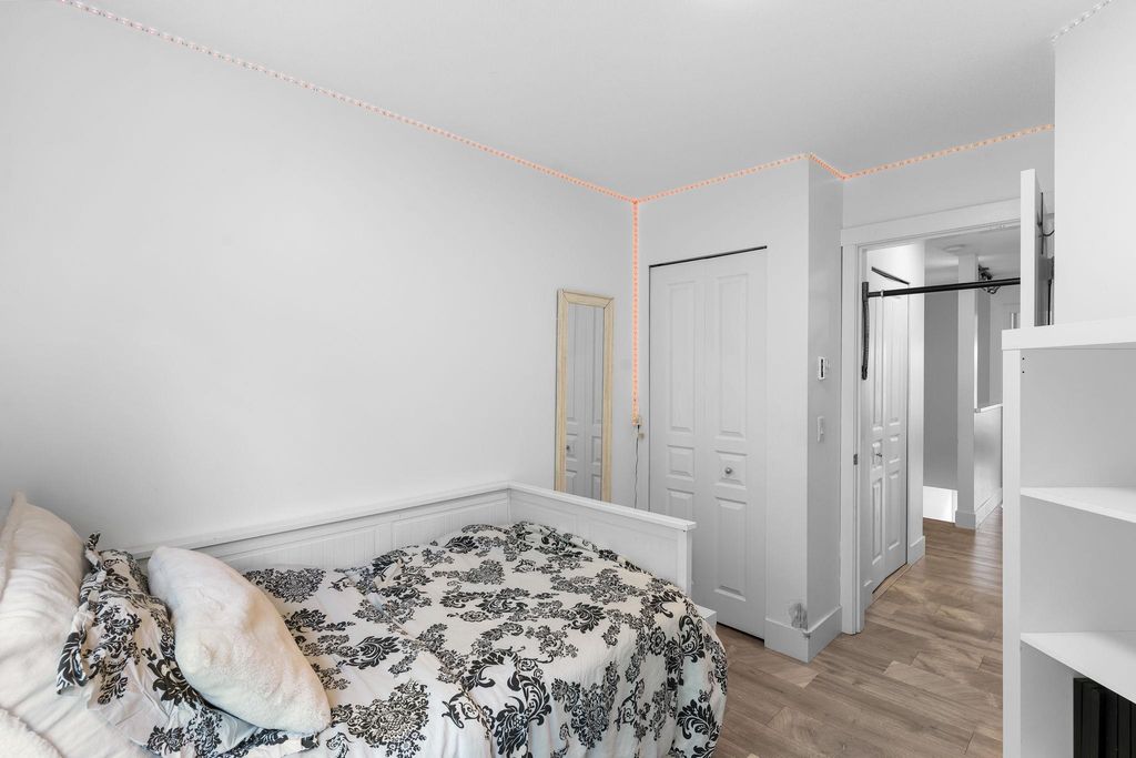 listing image 1107382304939757995