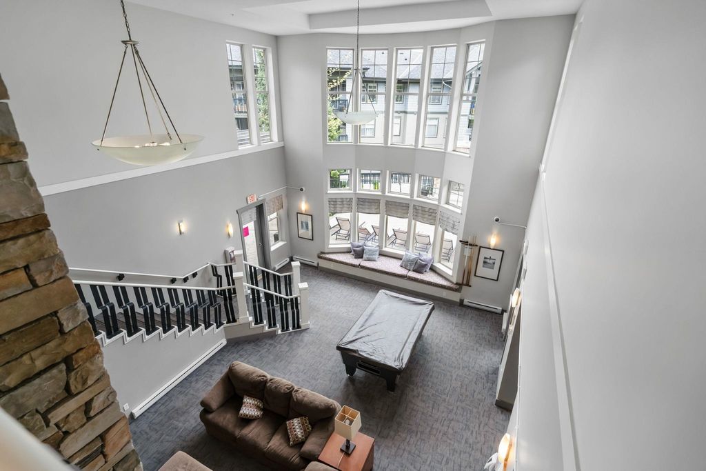 listing image 1103881212546195525